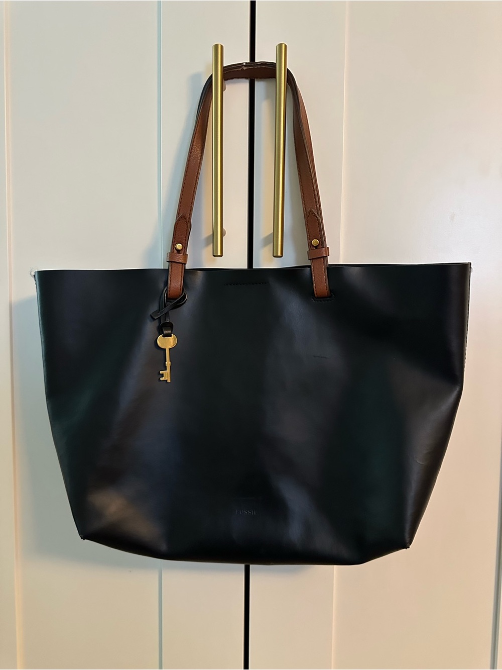 Fossil leather Two-Tone Tote Bag in Black and Brown
